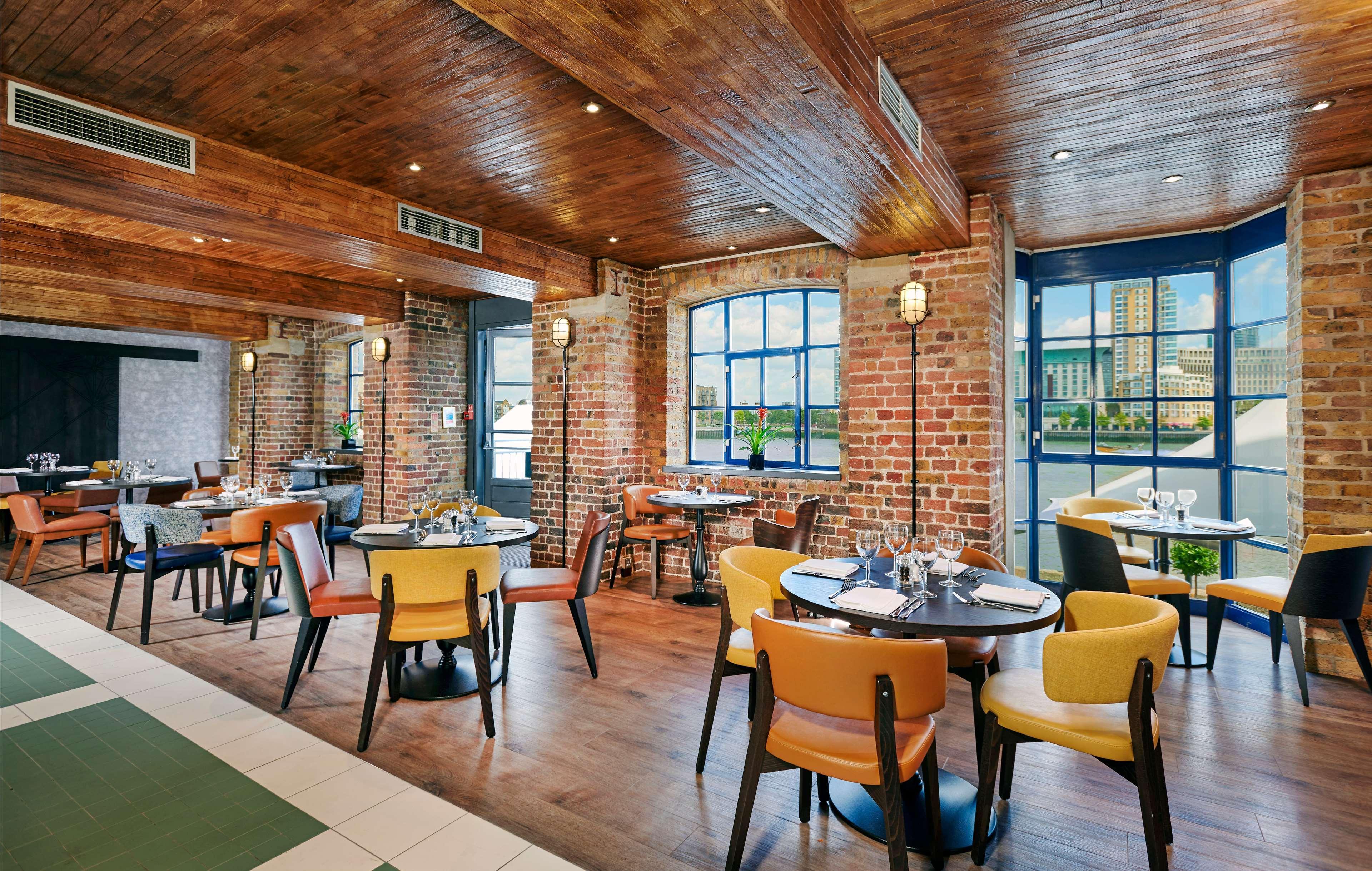Doubletree By Hilton London - Docklands Riverside Kültér fotó