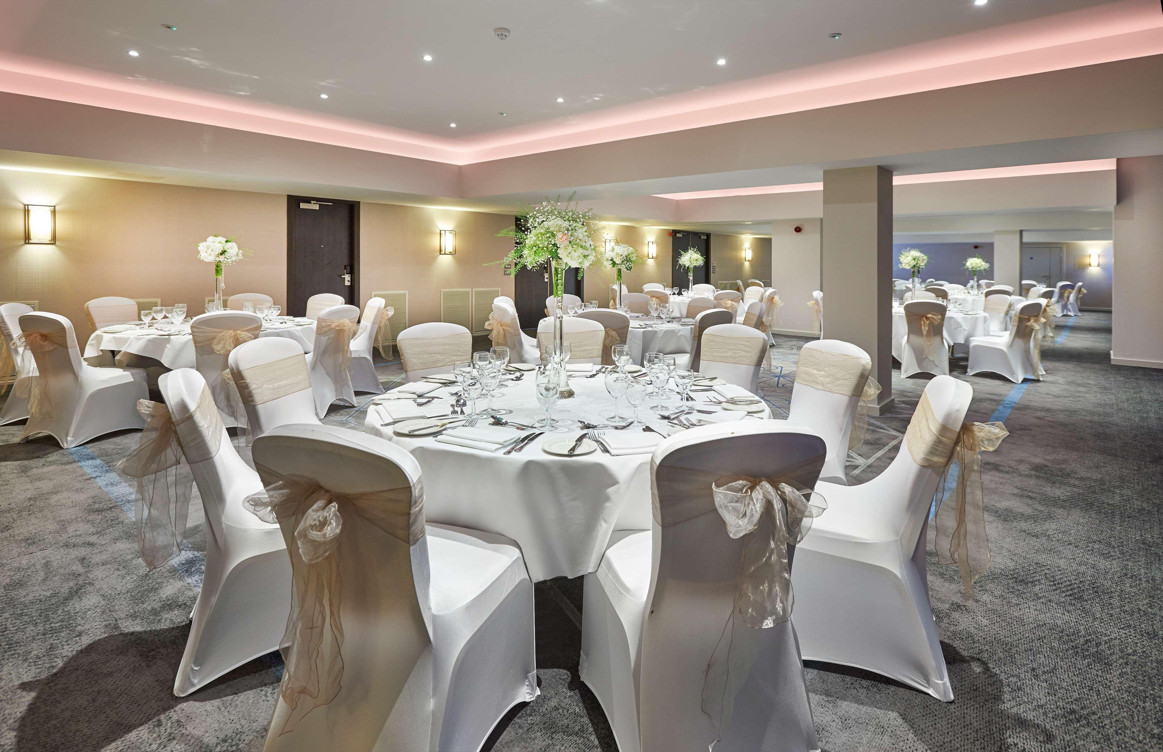 Doubletree By Hilton London - Docklands Riverside Kültér fotó