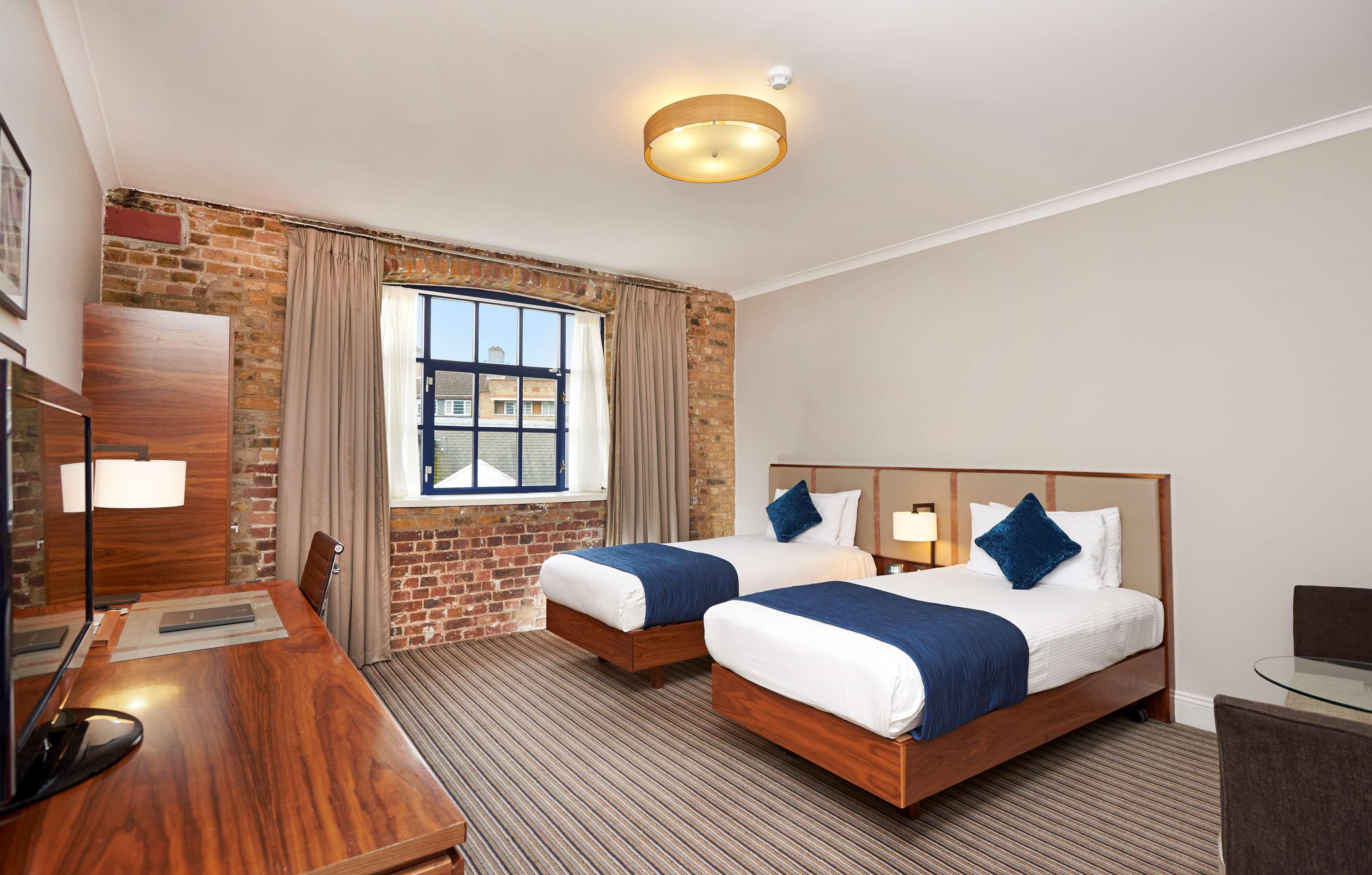 Doubletree By Hilton London - Docklands Riverside Kültér fotó