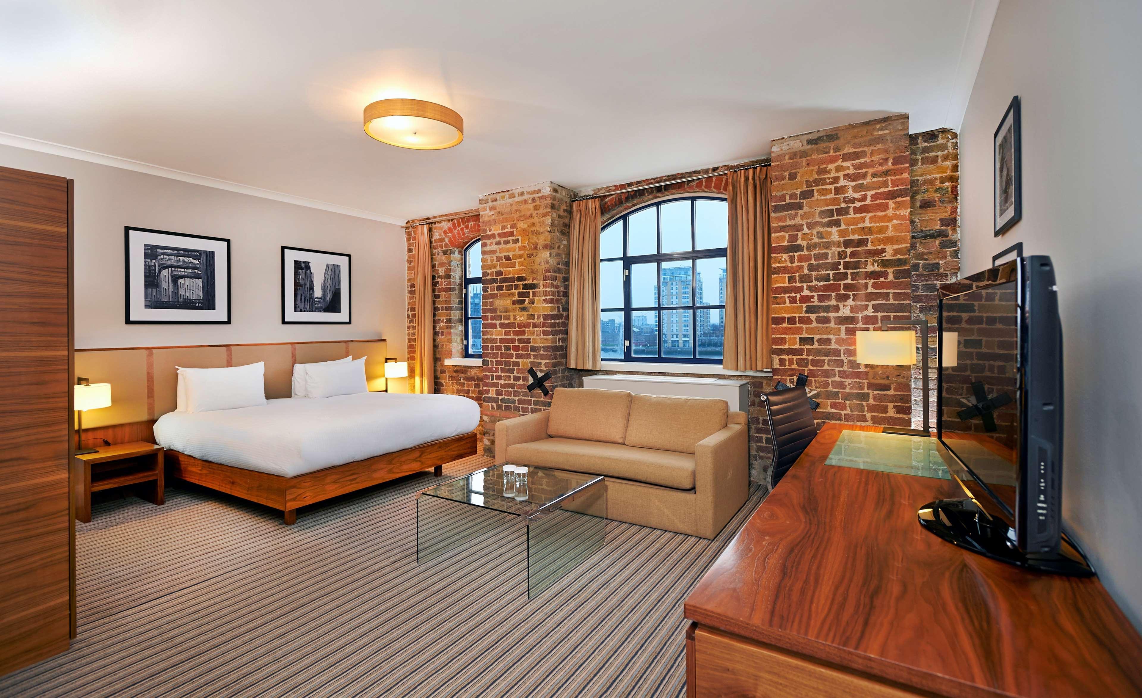 Doubletree By Hilton London - Docklands Riverside Kültér fotó