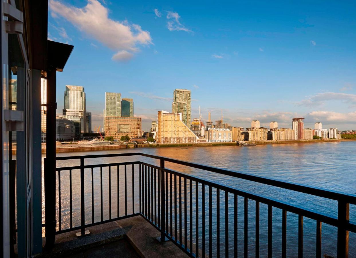 Doubletree By Hilton London - Docklands Riverside Kültér fotó